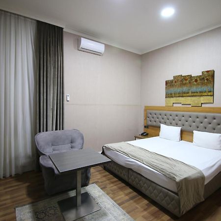 Hotel Empire Business Баку Экстерьер фото